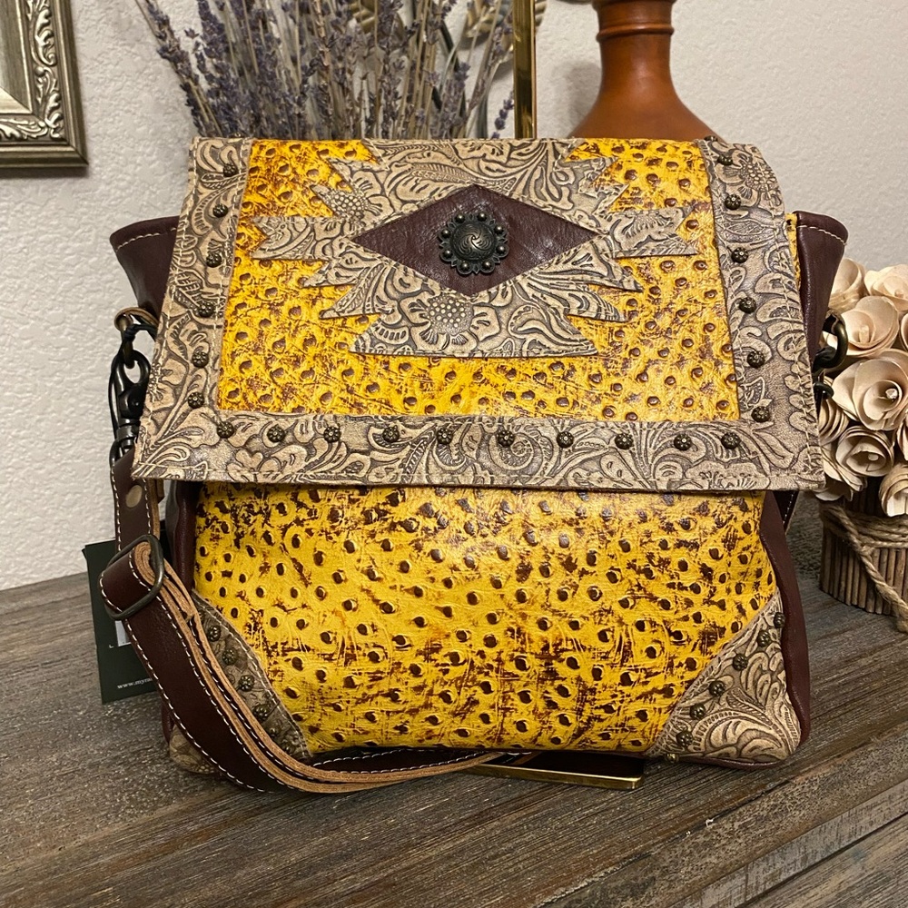 NWT Myra Bag RAY LEATHER flap over zip bag